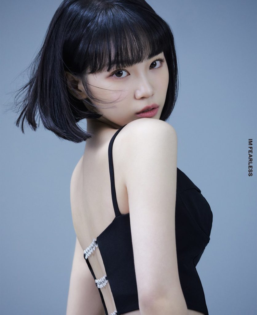 Photo teaser de Kim Chaewon, LE SSERAFIM