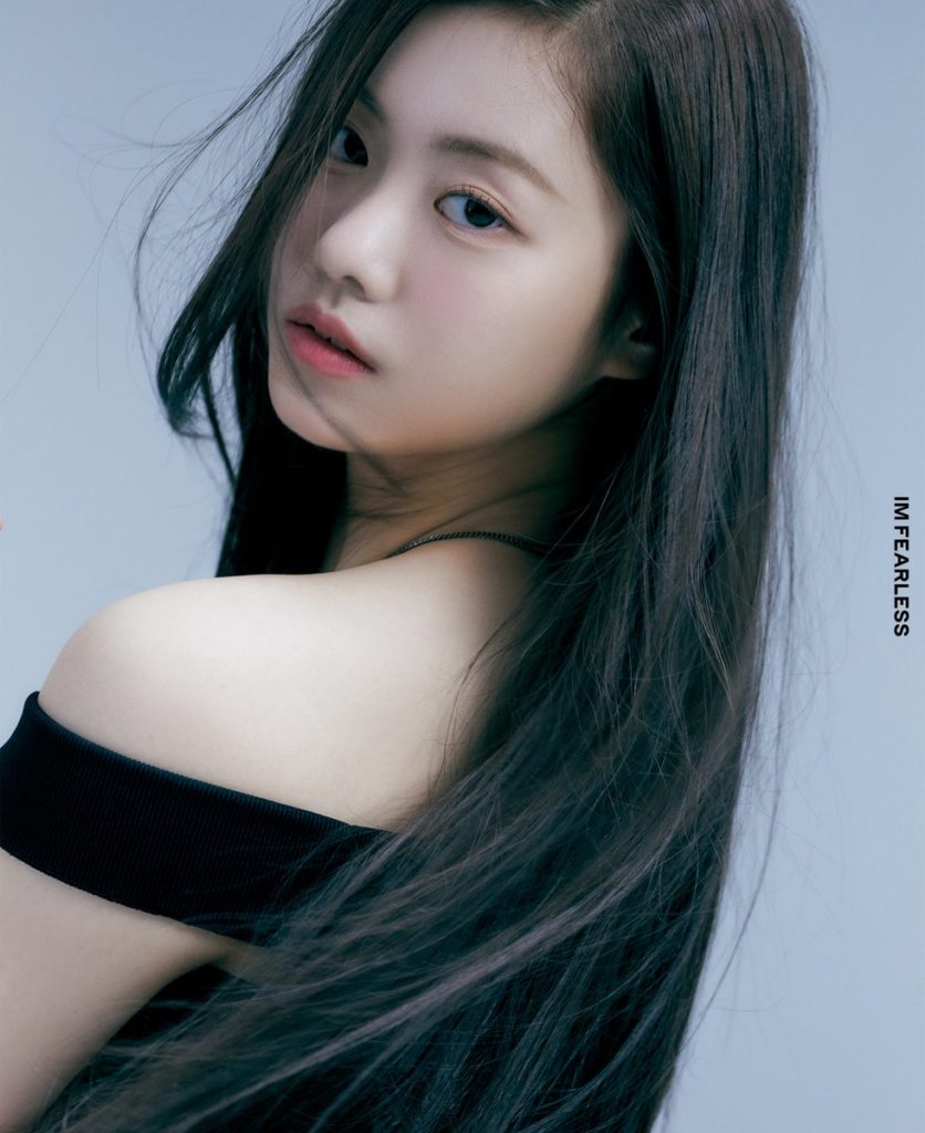 Photo teaser de Kim Ga-ram, LE SSERAFIM
