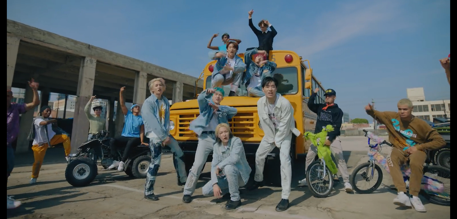 Les membres du groupe P1Harmony