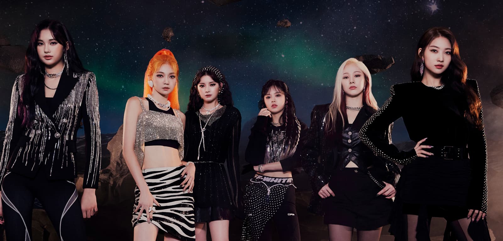 Les membres du groupe Everglow
